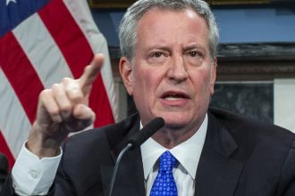 Unexpected Alliance: De Blasio Backs Former Rival Sanders in Presidential Bid!