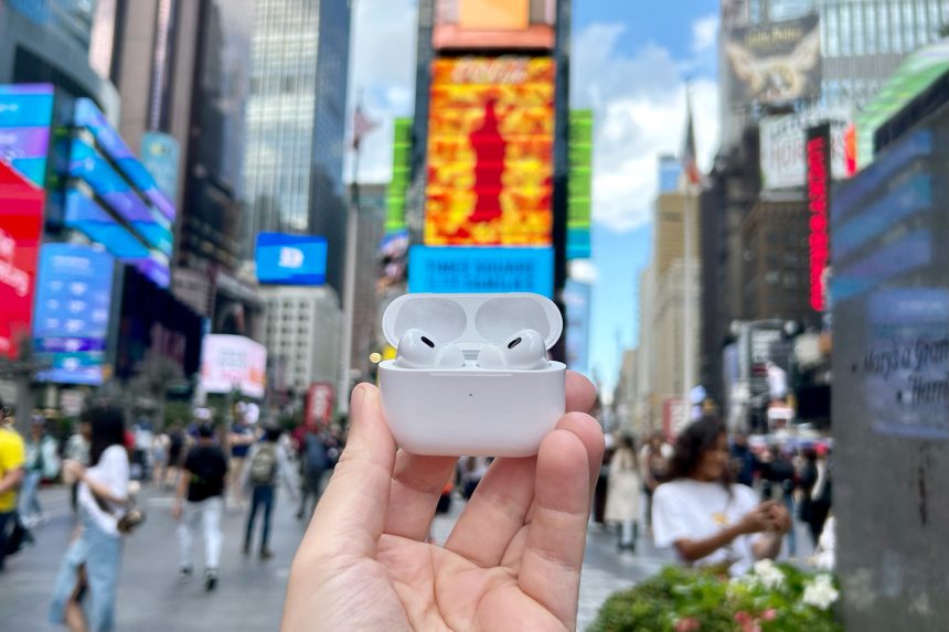 Unlock 30% Savings on Apple’s Complete AirPods Collection – Discover Our Editors’ Top Pick!