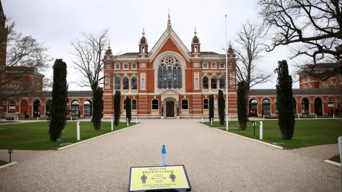 Dulwich College Headmaster Resigns Amid Controversial Staff Party Incident