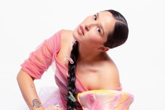 Heartfelt Revelations: Elsa y Elmar Opens Up About Mental Health Struggles and Their Influence on Her Album ‘PALACIO