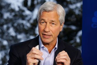 Jamie Dimon Casts Doubt on Federal Reserve’s 2% Inflation Target: What It Means for the Economy