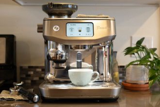 Meet the Breville Oracle Jet: The ,000 Coffee-Making Marvel That’s More Than Just a Machine!