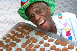 Remembering Wally Amos: The Iconic Founder of Famous Amos Cookies Passes Away at 88