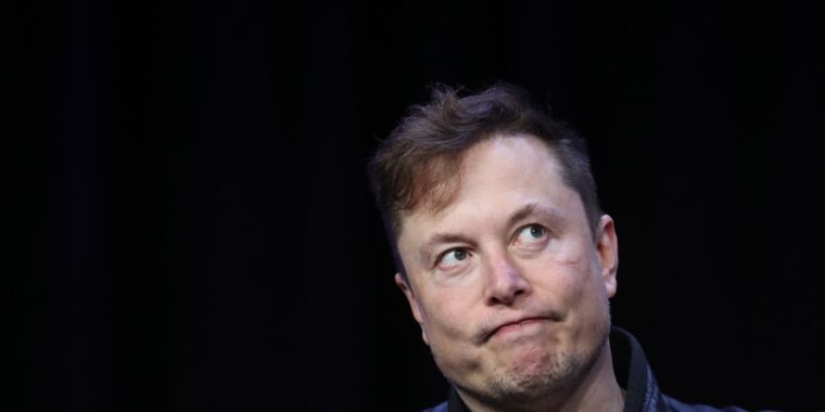 Unexpected Twist: Elon Musk’s Go-To Judge Steps Aside in X’s Battle Against Advertisers!