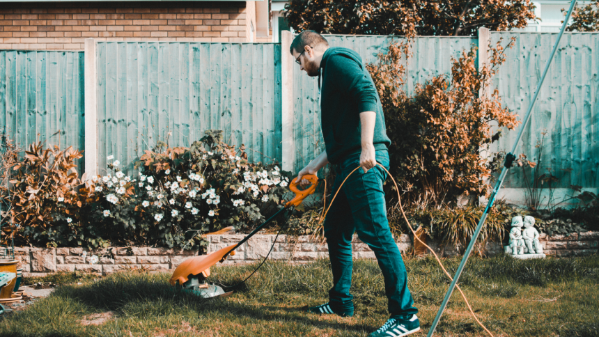 Transform Your Garden: Discover the Top Strimmers for Perfectly Pruned Landscapes!