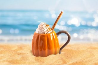 Why Pumpkin-Spice Lattes in July Are Taking the Coffee Scene by Storm – And Outpacing Starbucks!