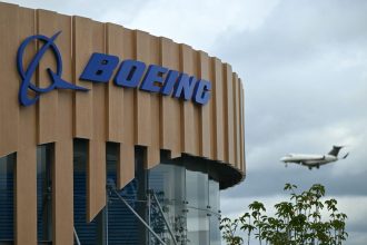 Boeing Bondholders Brace for Turbulence as Potential Junk Rating Looms