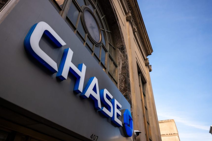 JPMorgan Chase’s Bold .2B Cash Reserve Expansion: A Strategic Move by Banks Amid Economic Uncertainty