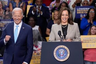 Harris Stands Firm Against US Steel Sale to Japanese Firm at Biden’s Pennsylvania Rally